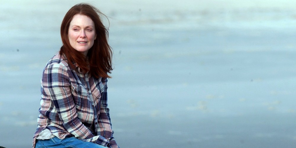 جولیان مور در نمایی از فیلم سینمایی «هنوز آلیس»(still alice)